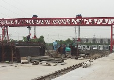 ME80+80/10-40-9通用门式起重机