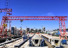 MH10-39.5-9电动葫芦门式起重机